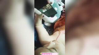 Nằm Xoa Bóp Cặp Của Của Chị Họ Sướng Quá Chị Cho Địt Luôn