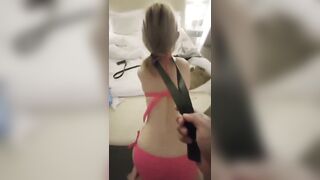 Doggy em nô lệ tóc vàng mình dây