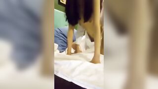Cha mẹ 2 đứa cho đi học nhưng 2 đứa lại trốn học vào khách sạn đụ nhau.