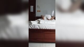 LỘ CLIP EM GIÁO VIÊN QUAY LÉN TRƯỞNG PHÒNG VÀ EM NÓ ĐỂ THĂNG CHỨC