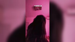 dập như máy khâu với bé sinh viên xinh gái dáng ngon sướng rên rỉ