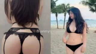 Sinh viên tham gia chuyến du lịch với thầy hiệu trưởng
