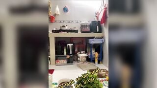 Qua thăm nhỏ em họ dưới quê lên SG học