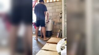 Chồng không có ở nhà dì út và thằng cháu họ vô tư đụ nhau từ trước nhà đến sau bếp.