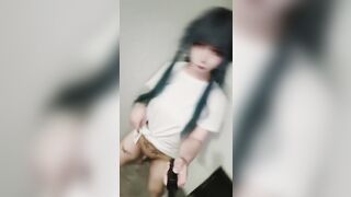Em ladyboy xinh mình dây đi khoe hàng dâm đãng kích thích