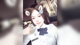 Mua chiêc xe mới địt được em sale vinfast