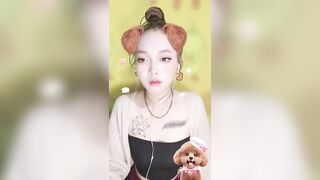 Em gái xinh xăm hình cáo hồ ly 9 đuôi