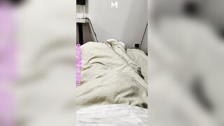 Tôi đã mời chị dâu đến nhà chơi trong khi anh tôi đi vắng