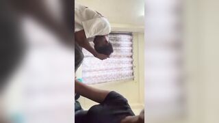 Chị gái thương thằng em họ 2k10 mới lớn cho nó làm tình tập đụ lần đầu.
