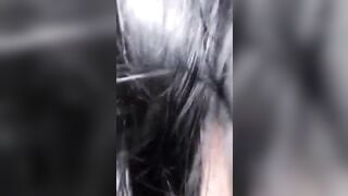 Dì út bị thằng cháu họ sờ trộm lồn bị dì phát hiện nó sờ nứng quá cho nó đụ luôn.