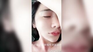 Một giáo viên xinh đẹp bị kẻ có tiền xuất vào lồn