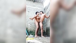 Hai trai dâm cặc to ra nhà hoang địt nhau bú mút con cặc địt nhau tê cặc