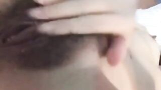 Teen vú to lồn dậm lông thủ dâm