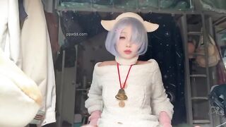 Nữ cosplay thủ dâm sau khi đi fes về