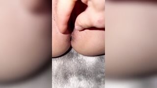 Khám phá cái lồn cùa nhỏ em họ