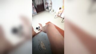 Mẹ vắng nhà bố dượng đè con gái riêng của vợ là idol loli hót mạng