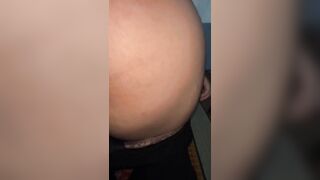 Vạch quần coi lồn nhỏ em họ bảo nhiêu thằng địt rồi