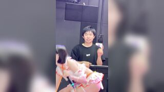 Học sinh c3 như này bảo sao bên Nhật toàn ăn trộm quần lót với rình mò