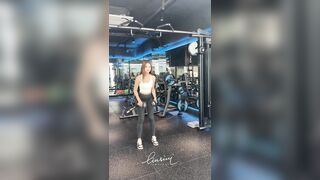 Chụp ảnh nude trong phòng tập gym mình dây hàng ngon