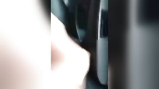 Bị anh họ đè chơi trên oto rồi còn quay clip lại