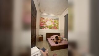 Đụ em múi mít non tơ vừa tròn 18 tuổi đủ tư thế (Full Clip) phần 2