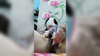 Em học sinh loli có máu M nặng thích làm slave trùm quần lót lên đầu thẩm du #1