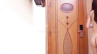 Check hàng em gái miền tây lên làm đĩ gửi tiền giúp gia đình