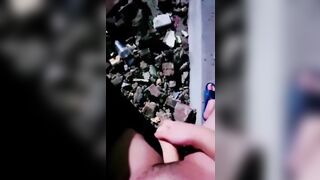 Chồng chơi không đã phải ra đường thủ dâm
