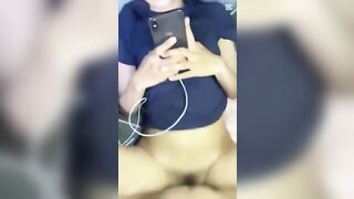 Thằng em họ 17 tuổi gan trời bú và đụ lồn chị gái khi chị đang call với bạn trai.