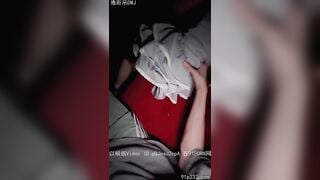 Móc lồn người yêu trong rạp chiếu phim kích thích vãi ò