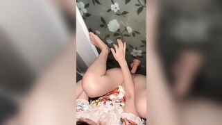 Tối rồi còn Kêu em họ thủ dâm cho xem