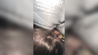 Chốn vào mền Vừa xem tiktok vừa ngậm cu anh họ