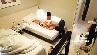 Hack cam phát hiện vợ dâm lén dấu ck book a nv massage về thư giãn tại nhà