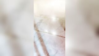 chinese coworkers hook up in the bathroom
