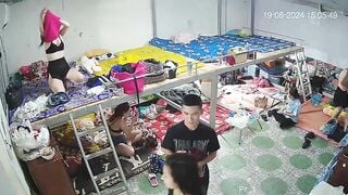 Hack cam quay lén phòng thay đồ của mấy em cám chim e nào e nấy cũng ngon nghẻ #2