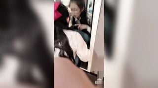 Vô tềnh gặp lại nyc sau bữa đi tiệc, thế là hẹn e ý vô ks ôn lại tí kỷ niệm xưa