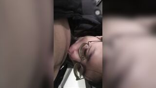Mở tiếng để nghe tiếng bú cu lút cán của gái teen