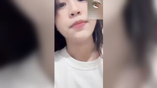 Hotgirl playerdou Mộc Mộc show vú với khách p4