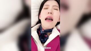 Lễ tân lỗ lồn hồng bị anh bắn tinh đầy trong lúc trực đêm.