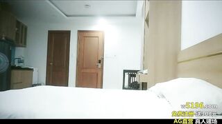 Sưu tầm anh Tàu check hàng 02 em gái gọi Việt Nam, mỗi em anh check 03 lần 4