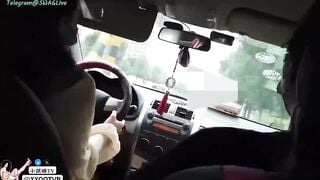 Chịch public trên ô tô 3