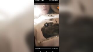 E gái nghe lời yêu quay clip thủ dâm