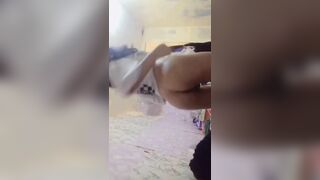Chán ngồi vỗ mông tí