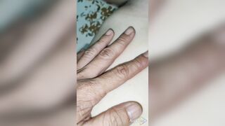 Đút cặc vào lồn vợ dâm với hột le to