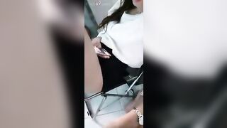 Chị sục cu cho em trai