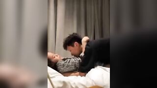 Em dâu đang say bị anh trai vô phòng đè địt