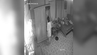 Hackcam phòng ngủ em gái teen
