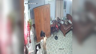 Hackcam phòng ngủ em gái teen