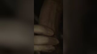 Lén lút với chị