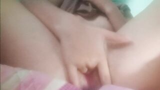 Bé iu móc lồn cho xem